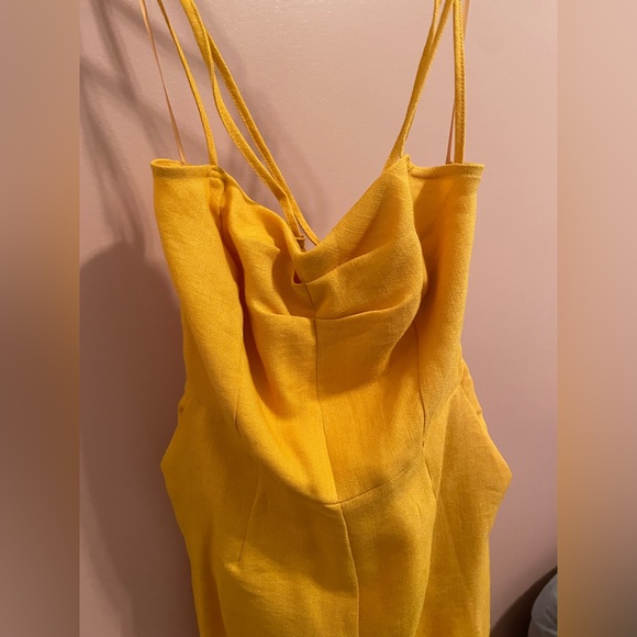 Moon River South Moon Under Yellow Jumpsuit with pockets size SMALL - Picture 3 of 8